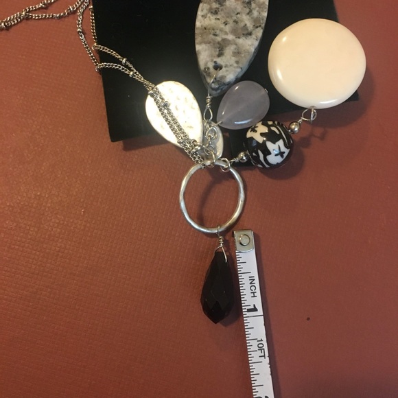 17in Silver Tone Textured Pendants Necklace - Picture 7 of 8